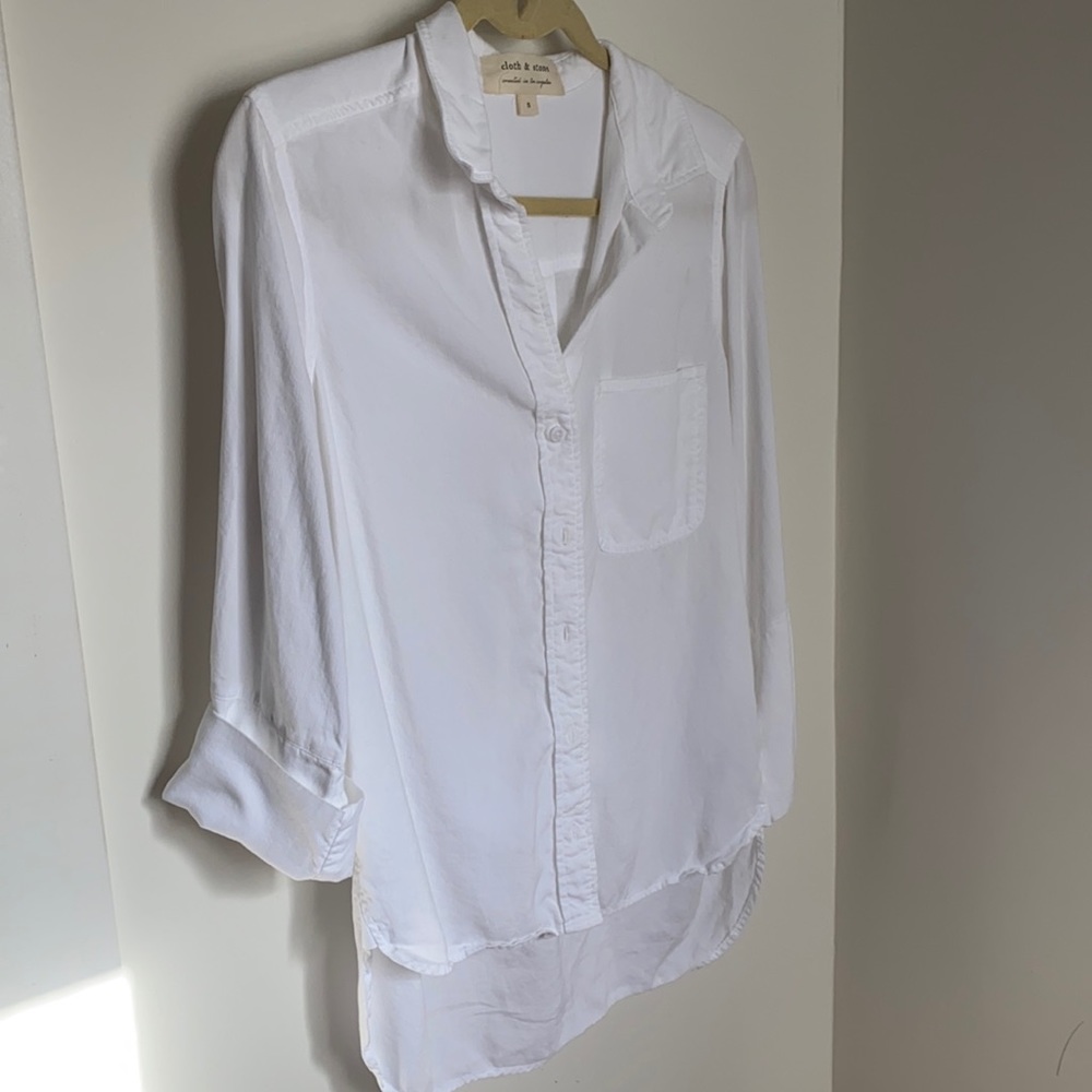 Cloth and stone button down